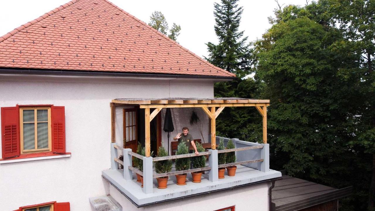 Triglav Apartment House Kranj Buitenkant foto